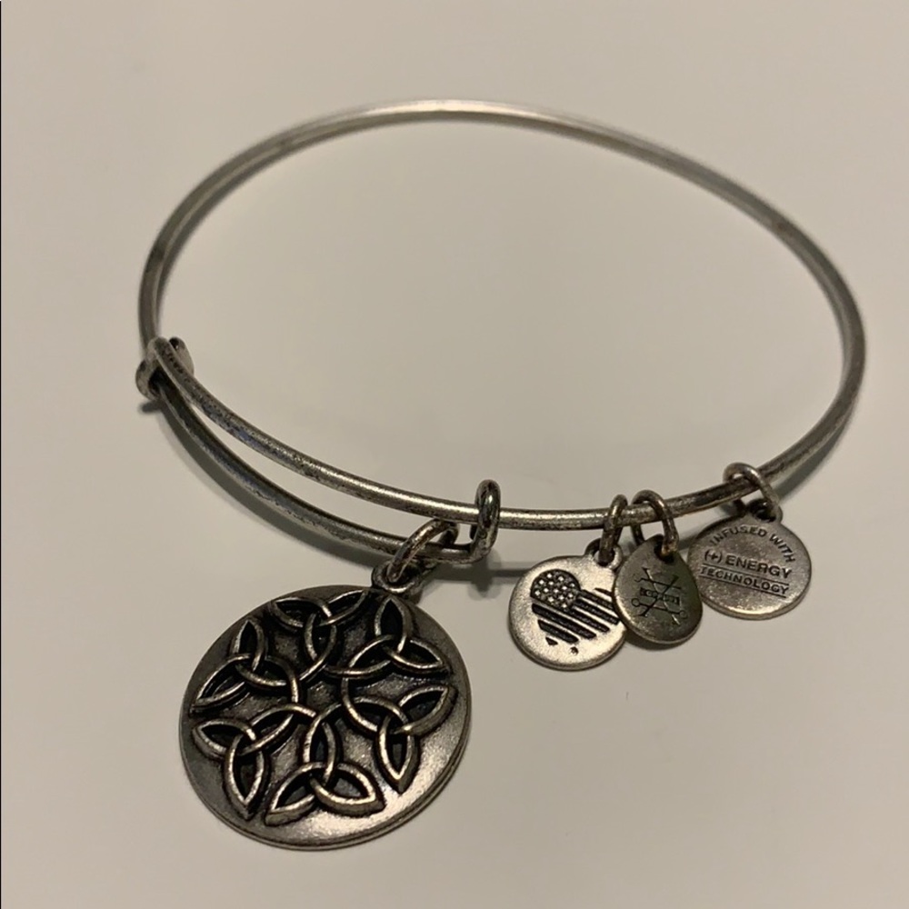 Endless knot updated